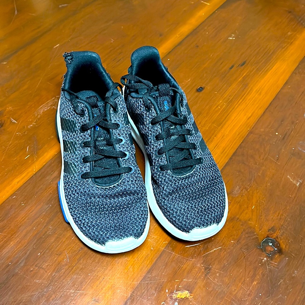 Adidas size 2 shoes GUC see imperfection in pic